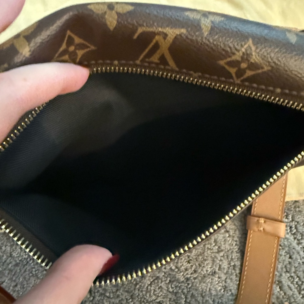 Louis Vuitton BumBag - Picture 8 of 10